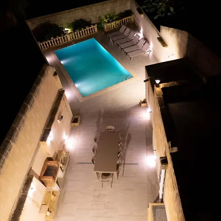 Surwig Vacation Townhouse Villa Kercem Exterior photo