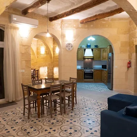 Surwig Vacation Townhouse Villa Kercem Exterior photo